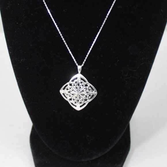 NEW Irish Celtic Sterling Silver Necklace Large - Picture 6 of 8